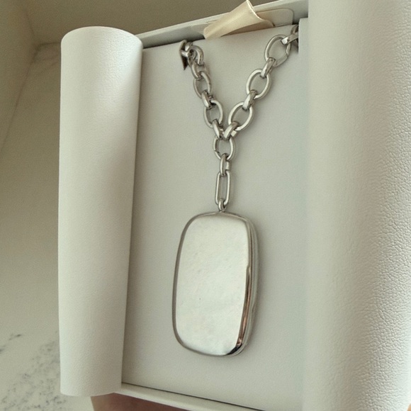 MONICA RICH KOSANN Finn Sterling Silver Audrey Necklace - Picture 4 of 17